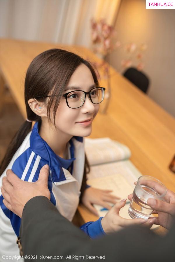 鱼子酱fish  [XiuRen]高清写真图 2021.01.07 No.2983 鱼子酱Fish第14张图片